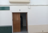 Local comercial en venta con 135m² en Fuente del Maestre foto