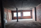 Local comercial en venta con 135m² en Fuente del Maestre foto