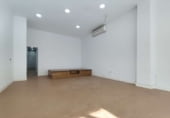 160m² locaux commerciaux pour vente à Malaga photo