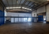 1500m² warehouse for rent in Seville, in the area of San Jerónimo photo