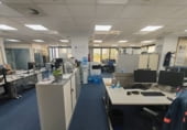 200m² bureau pour vente à Alcobendas photo