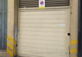 300m² commercial premises for sale in Pontevedra photo