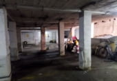300m² commercial premises for sale in Pontevedra photo