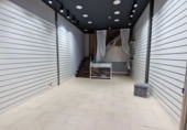 Local comercial
en lloguer
amb 64m² a Torrelavega, Calle MARTIRES, 4 foto