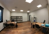 Oficines
en lloguer
amb 200m² a O Milladoiro, a la zona de Biduído, Milladoiro O foto