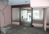 Local comercial en alquiler con 140m² en Ferrol foto