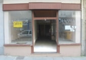 Local comercial en alquiler con 140m² en Ferrol foto