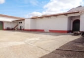 Edificio en venta con 960m² en Valdepeñas foto