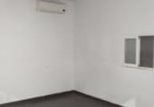 400m² entrepôt pour vente à Séville photo