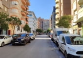 Local comercial en alquiler con 83m² en Jaén foto