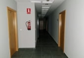 164m² bureau pour vente à Huesca photo