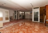 356m² locaux commerciaux pour vente à Torrevieja photo