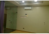 Local comercial en venta con 300m² en Vigo foto