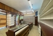 Local comercial en venta con 80m² en Vigo foto