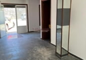 Local comercial en venta con 182m² en Vigo foto