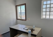 Local comercial en venta con 182m² en Vigo foto