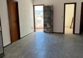 Local comercial en venta con 182m² en Vigo foto
