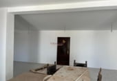 Local comercial en venta con 182m² en Vigo foto