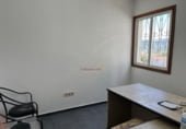 Local comercial en venta con 182m² en Vigo foto
