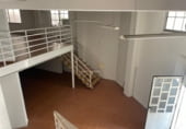 Local comercial en venta con 400m² en Vigo foto