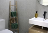 Local comercial en venta con 300m² en Vigo foto