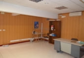 Local comercial en venta con 451m² en Vigo foto