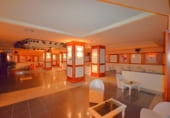 380m² bar for sale in Nigrán photo