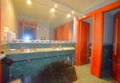 380m² bar for sale in Nigrán photo