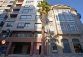 Local comercial en venta con 270m² en Vigo foto