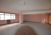 Local comercial en venta con 270m² en Vigo foto