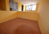 100m² locaux commerciaux pour vente à Tuy, AVENIDA DE LA CONCORDIA, 68 photo