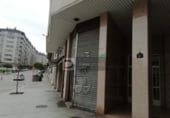 Local comercial en alquiler con 230m² en Orense foto