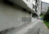 Local comercial en alquiler con 197m² en Orense foto