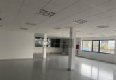 Local comercial en venta, alquiler con 1000m² en Vilamarín foto