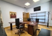 250m² office for rent in Barbadás, in the area of A Valenzá photo