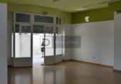 Local comercial en venta con 69m² en Orense foto
