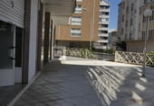 Local comercial en venta con 69m² en Orense foto