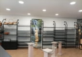 Local comercial
en venda
amb 80m² a Ourense, Rua As Burgas foto