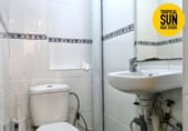 126m² commercial premises for sale in Roquetas de Mar, Calle Sierra Nevada photo