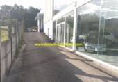 Local comercial en alquiler con 200m² en Tuy foto