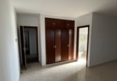 Edificio en venta con 1092m² en Os Carballás foto