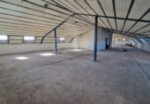 2300m² warehouse for sale in Onzonilla photo
