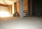 Local comercial en alquiler con 123m² en Valencia, en la zona de Beteró foto