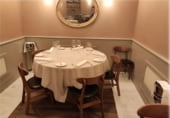 128m² restaurant for sale in Madrid, in the area of Courts photo