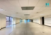 728m² office for rent in Madrid, in the area of Valverde photo