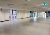 728m² office for rent in Madrid, in the area of Valverde photo