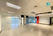 728m² office for rent in Madrid, in the area of Valverde photo