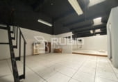 483m² commercial premises for sale in Laredo photo