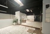 483m² commercial premises for sale in Laredo photo