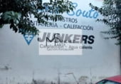 Local comercial en traspaso con 130m² en Puenteareas foto
